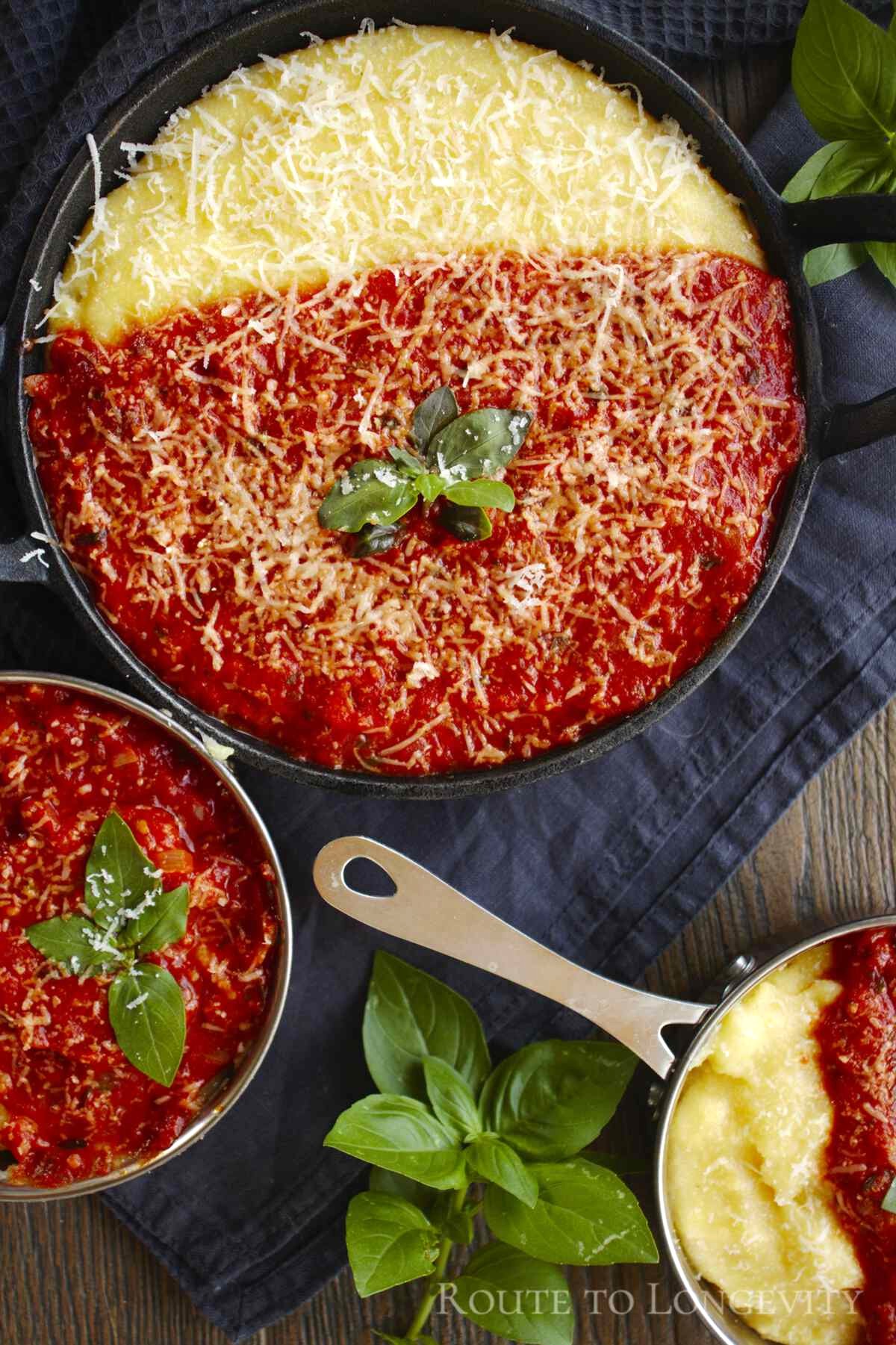 How to make polenta with tomato sauce