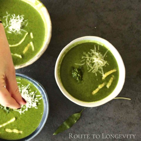 How to Store and Reheat this garlicky soup